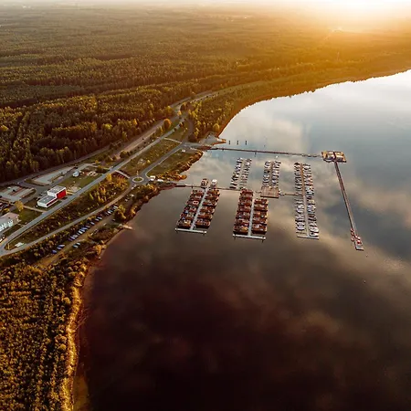 Dom wakacyjny Floatinghouses Baerwalder *