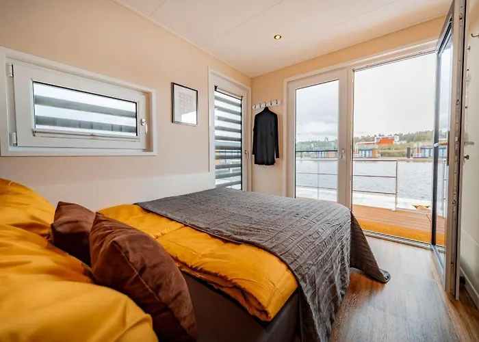 Dom wakacyjny Floatinghouses Baerwalder *