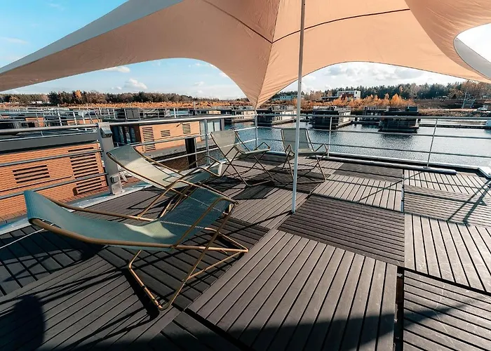 Floatinghouses Baerwalder * Klitten