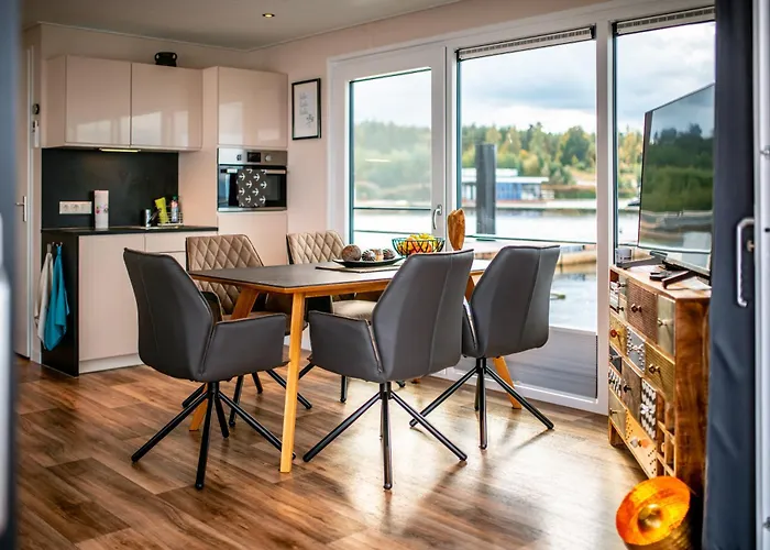 Dom wakacyjny Floatinghouses Baerwalder